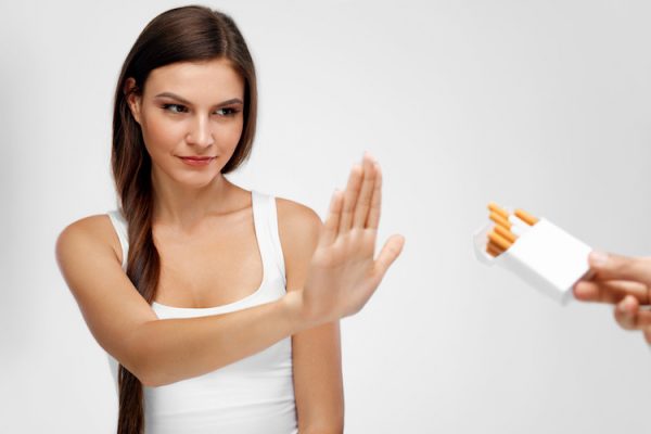plastic-surgery-smoking-risks